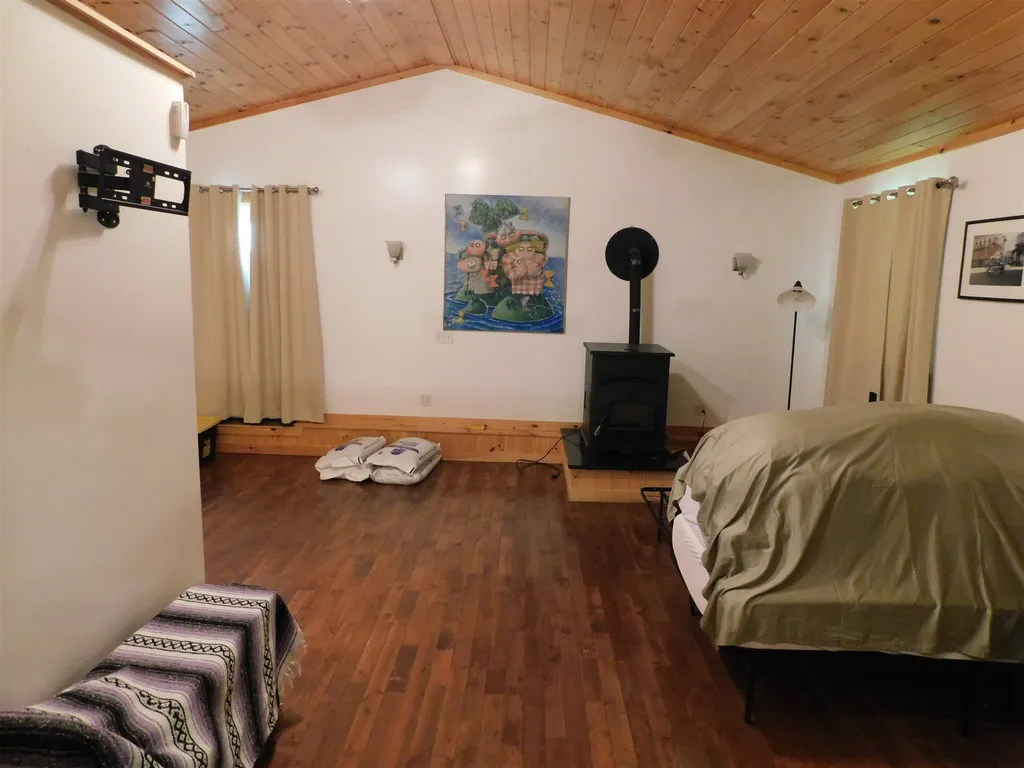 28 Cottage Street Newport City VT 05855