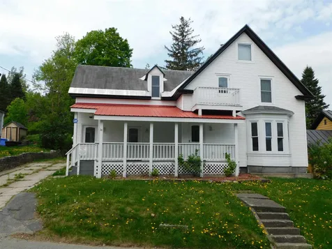 28 Cottage Street Newport City VT 05855