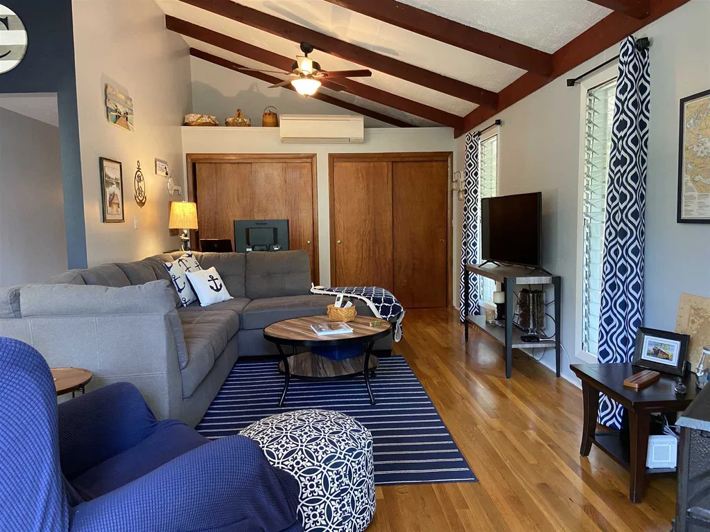22 Douglas Drive Meredith NH 03253