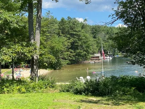 22 Douglas Drive Meredith NH 03253