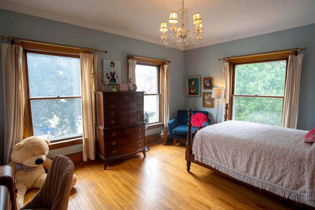 7 West Street Montpelier VT 05602