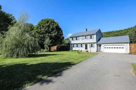 75 Hatfield Road Weare NH 03281