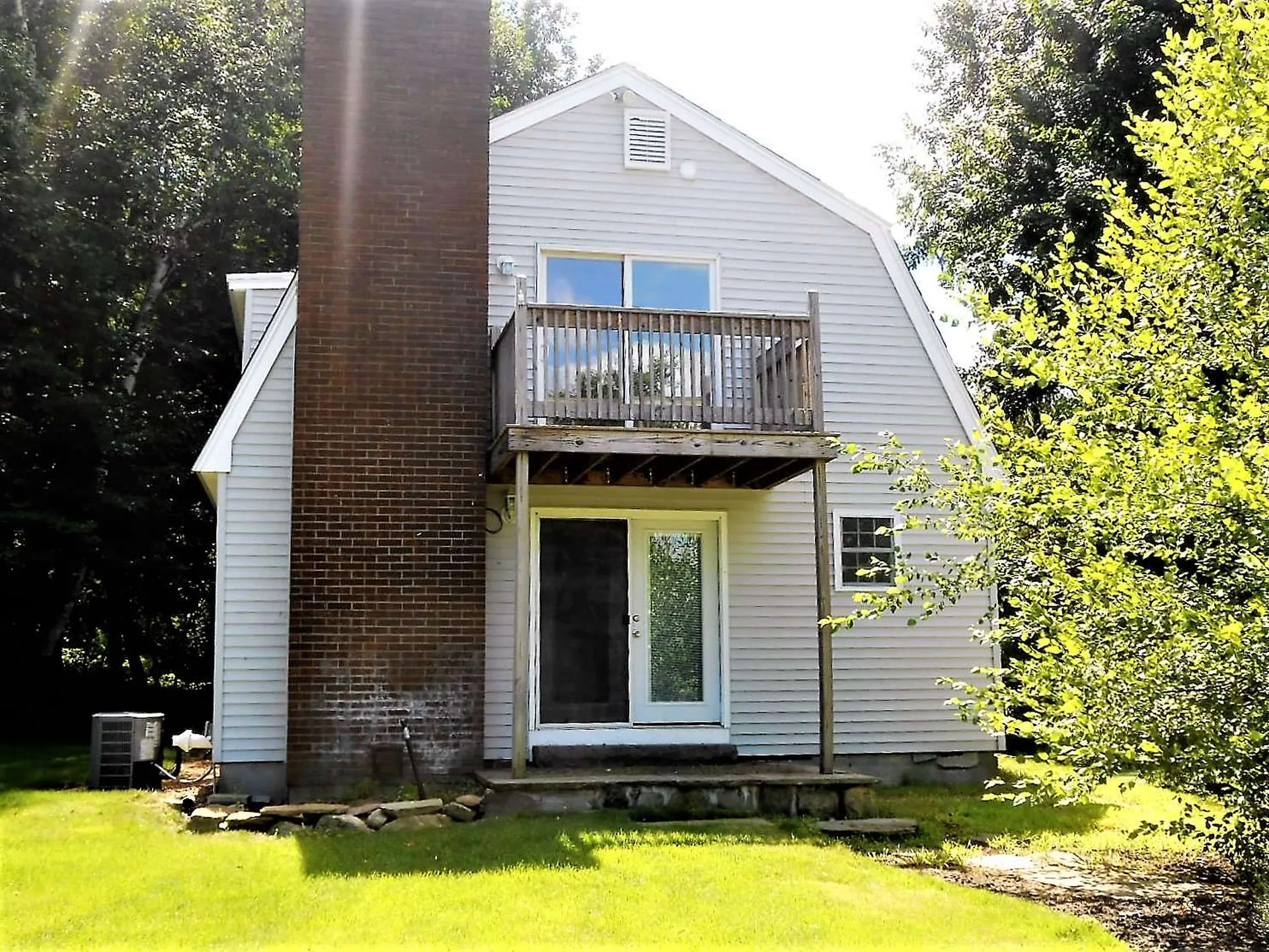 309 Winding Pond Road Londonderry NH 03053