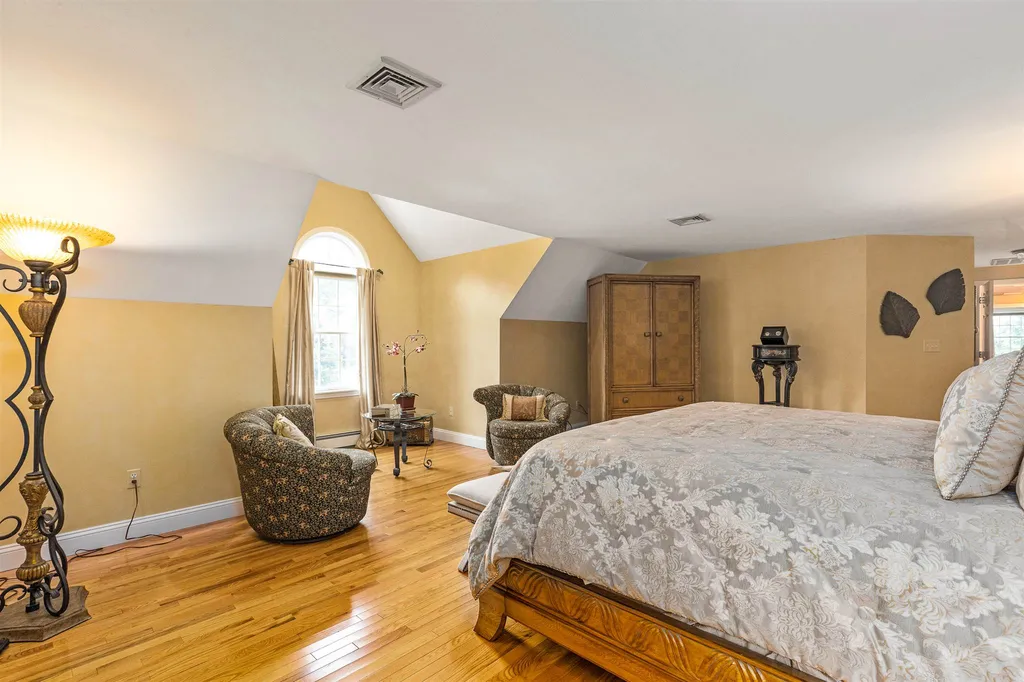 16 Westridge Drive Hampton NH 03842