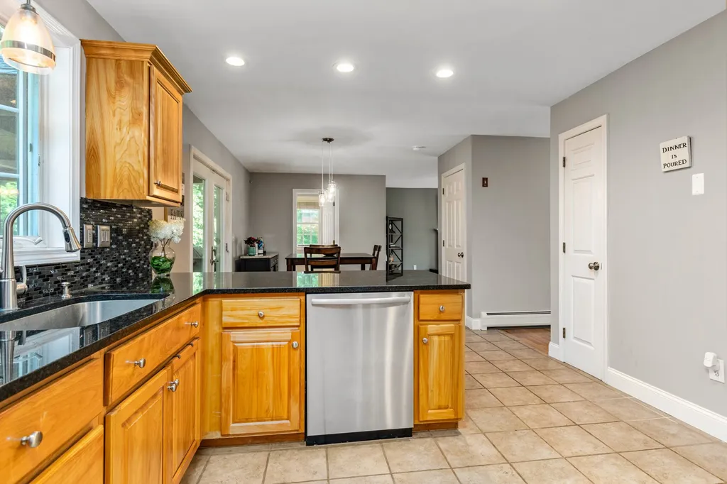 2 Hilton Drive Newmarket NH 03857