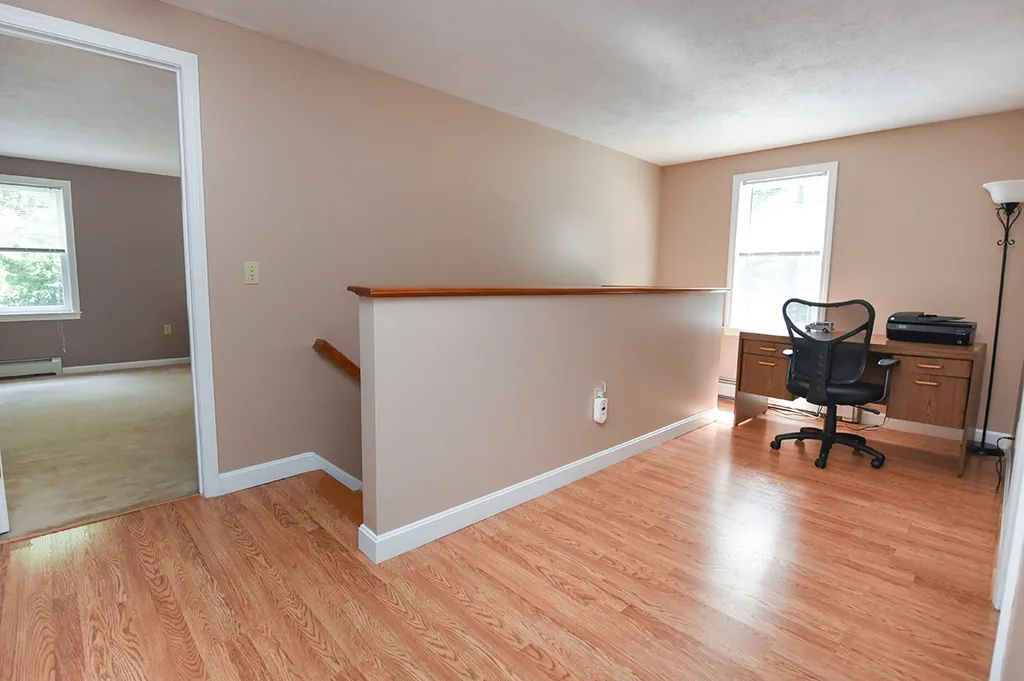 17 Woodland Drive Sandown NH 03873