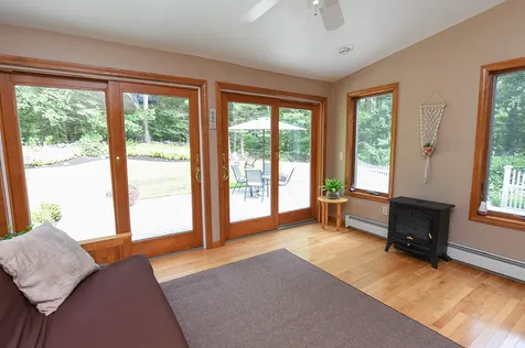 17 Woodland Drive Sandown NH 03873