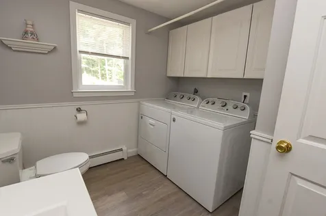 17 Woodland Drive Sandown NH 03873