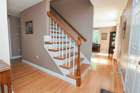 17 Woodland Drive Sandown NH 03873