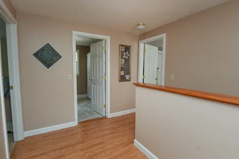 17 Woodland Drive Sandown NH 03873