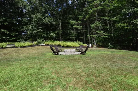 17 Woodland Drive Sandown NH 03873