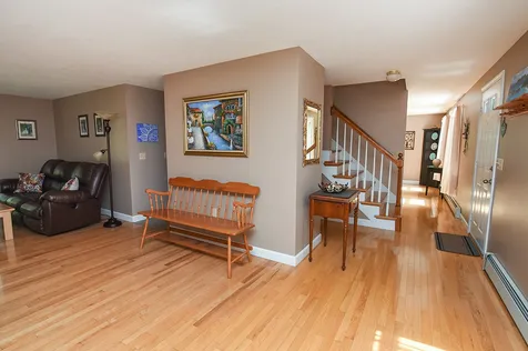 17 Woodland Drive Sandown NH 03873