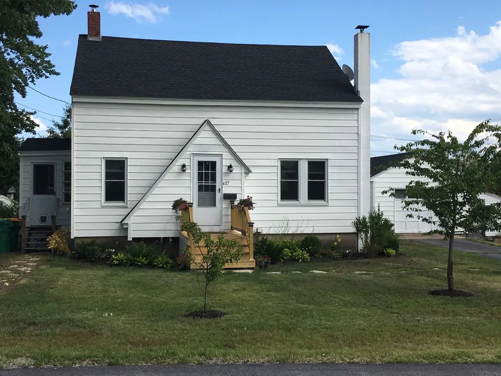 17 Lagasse Street Rochester NH 03867
