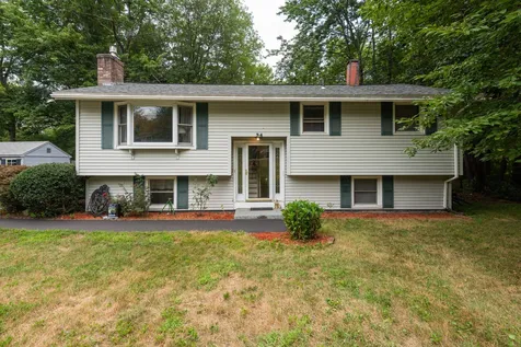 34 Ridgefield Drive Milford NH 03055-3025