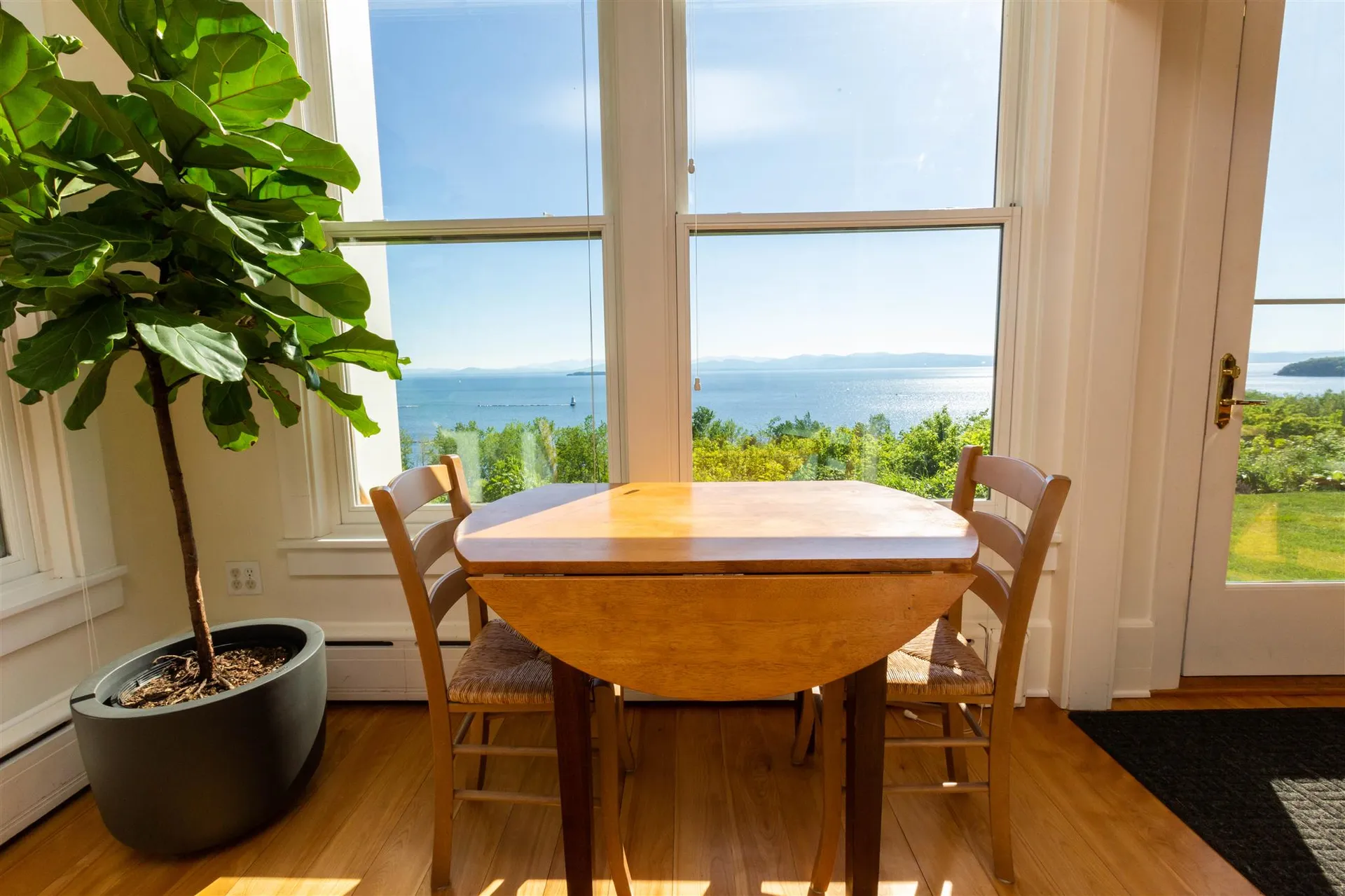 27 Lakeview Terrace Burlington VT 05401