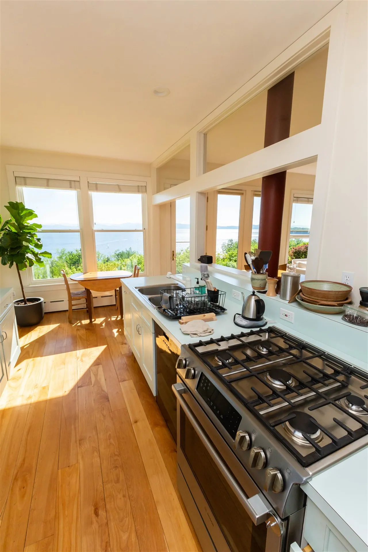 27 Lakeview Terrace Burlington VT 05401