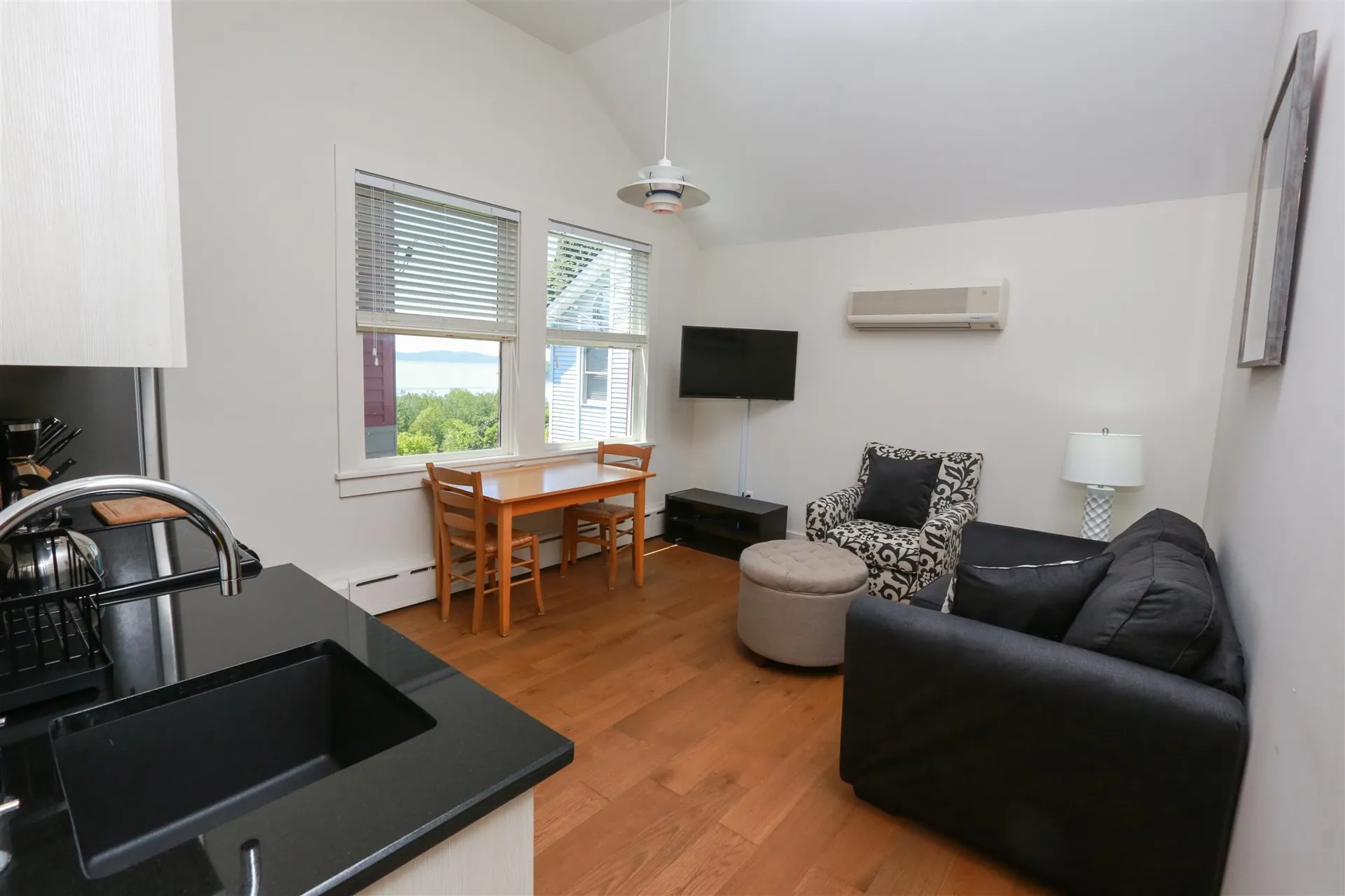 27 Lakeview Terrace Burlington VT 05401