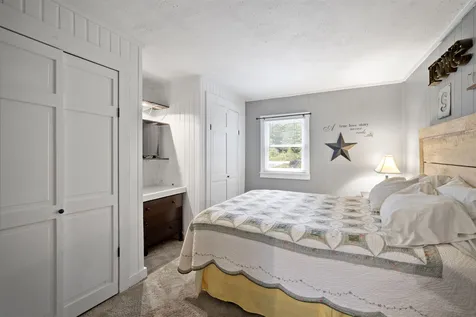 62 Castlerock Road Barrington NH 03825
