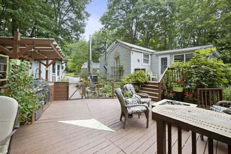 62 Castlerock Road Barrington NH 03825