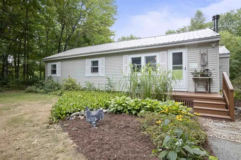 62 Castlerock Road Barrington NH 03825