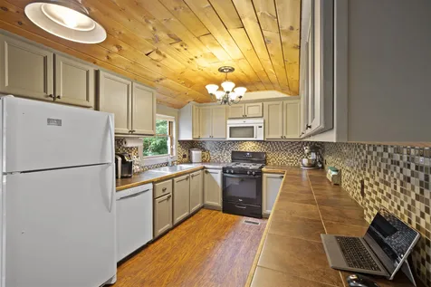 62 Castlerock Road Barrington NH 03825