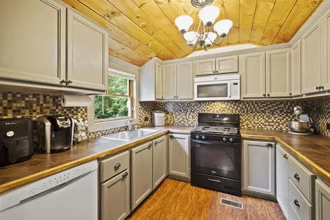 62 Castlerock Road Barrington NH 03825
