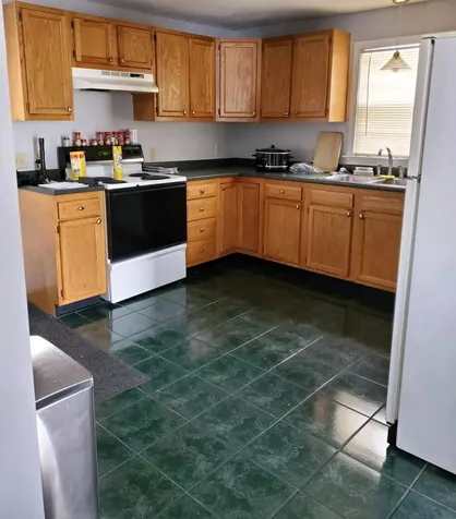 3 Sunset Lane Deerfield NH 03037