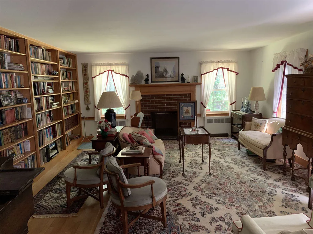 437 Wentworth Road Brookfield NH 03872