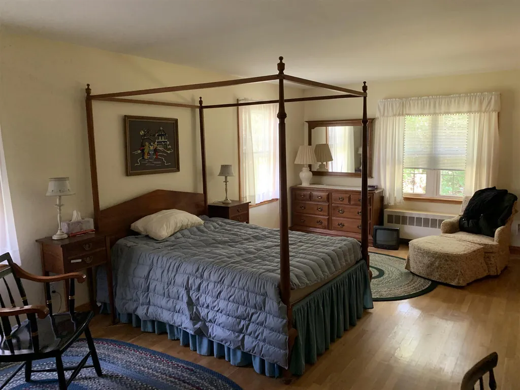 437 Wentworth Road Brookfield NH 03872