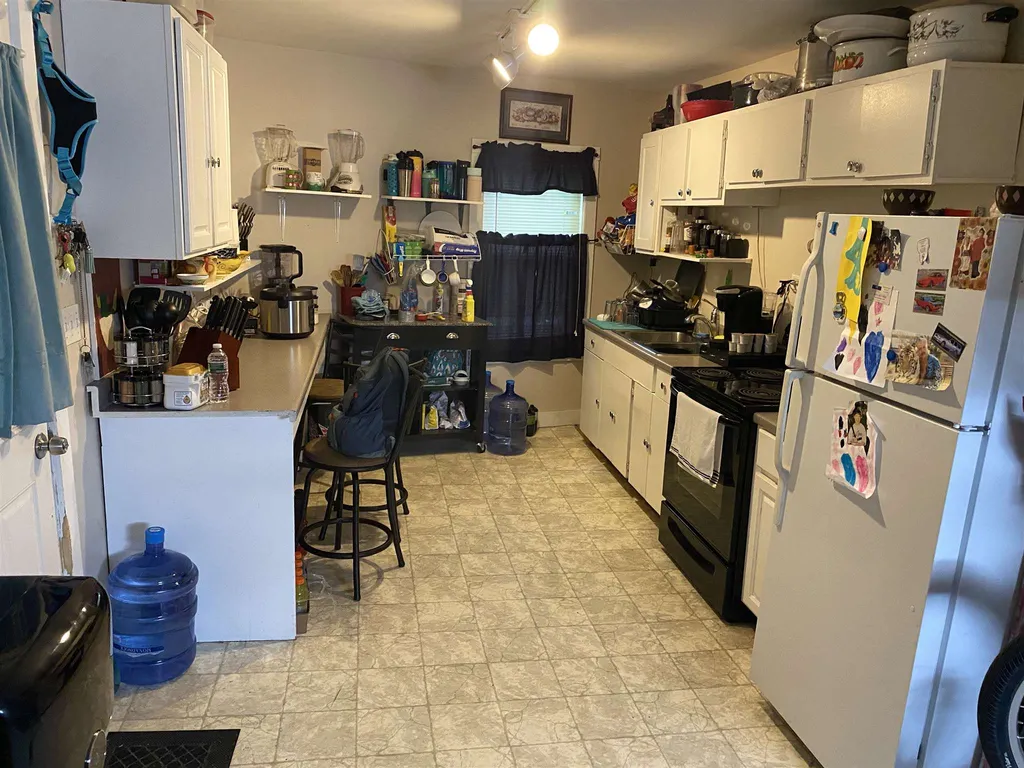 115 Pine Street Nashua NH 03060