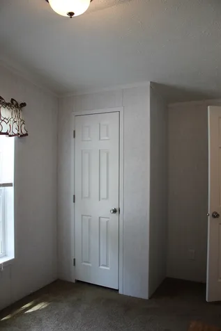 21 Embassy Avenue Hooksett NH 03106