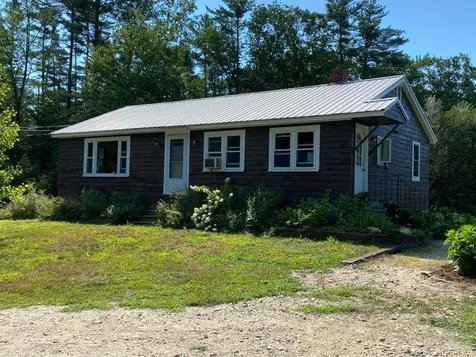 69 College Road Wolfeboro NH 03894
