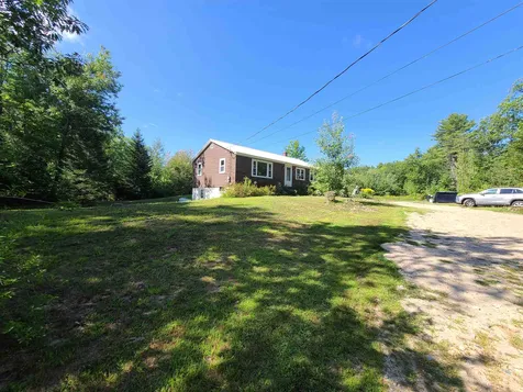 69 College Road Wolfeboro NH 03894