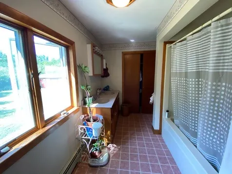 69 College Road Wolfeboro NH 03894