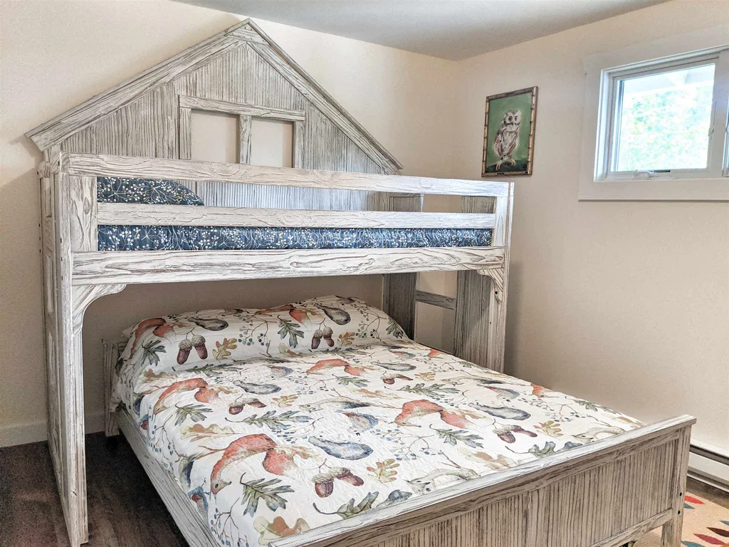 60 Water Street Meredith NH 03253