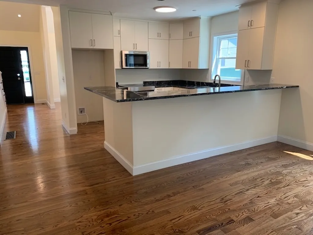 11 Conifer Way Salem NH 03079