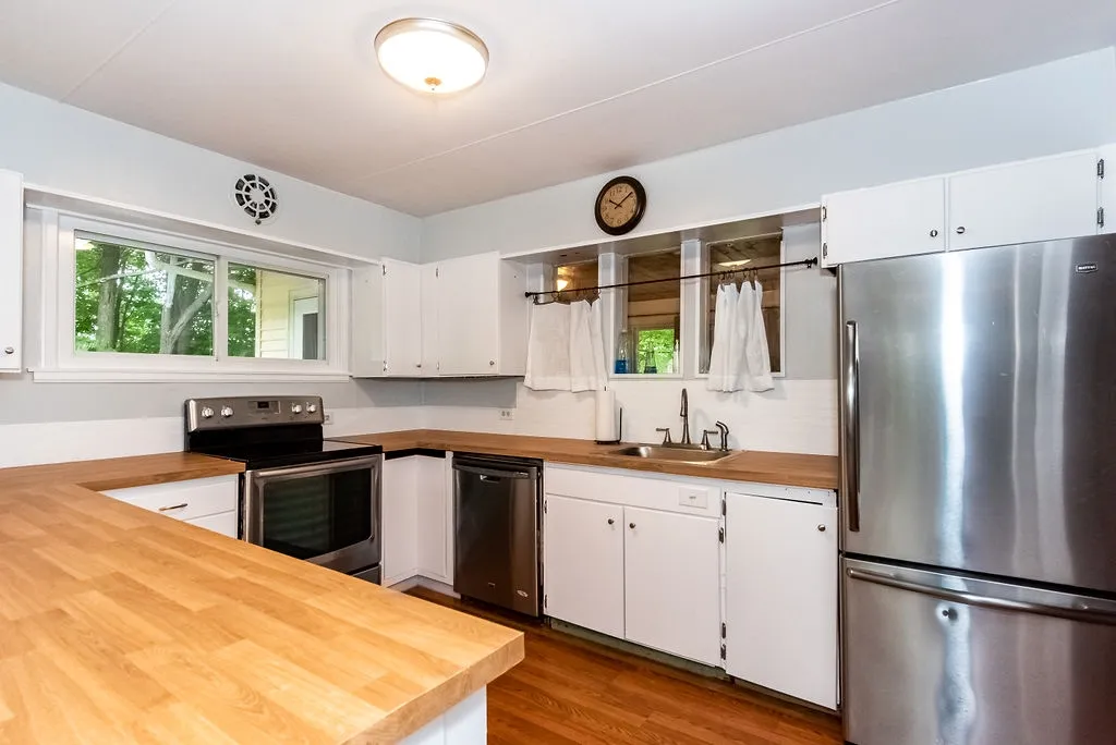 6 Granite Street Newmarket NH 03857