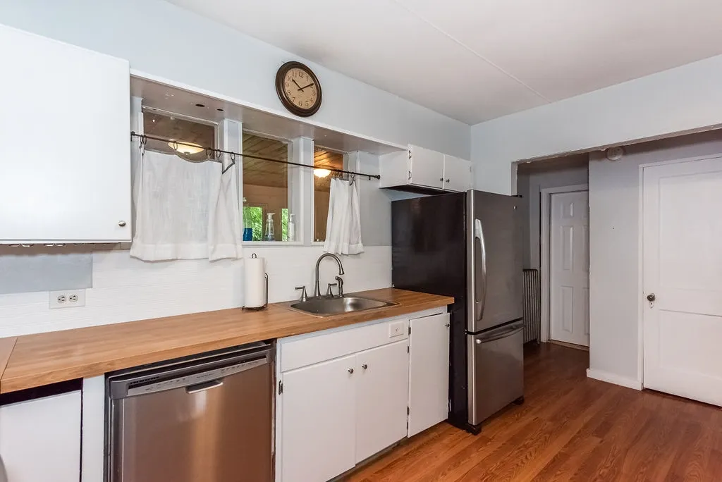 6 Granite Street Newmarket NH 03857