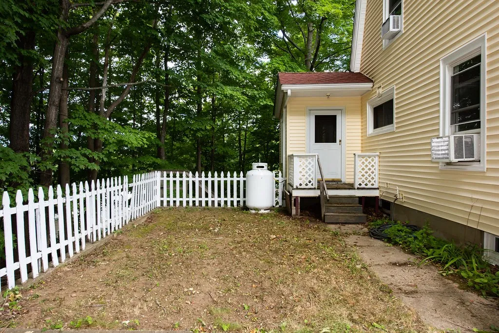 6 Granite Street Newmarket NH 03857