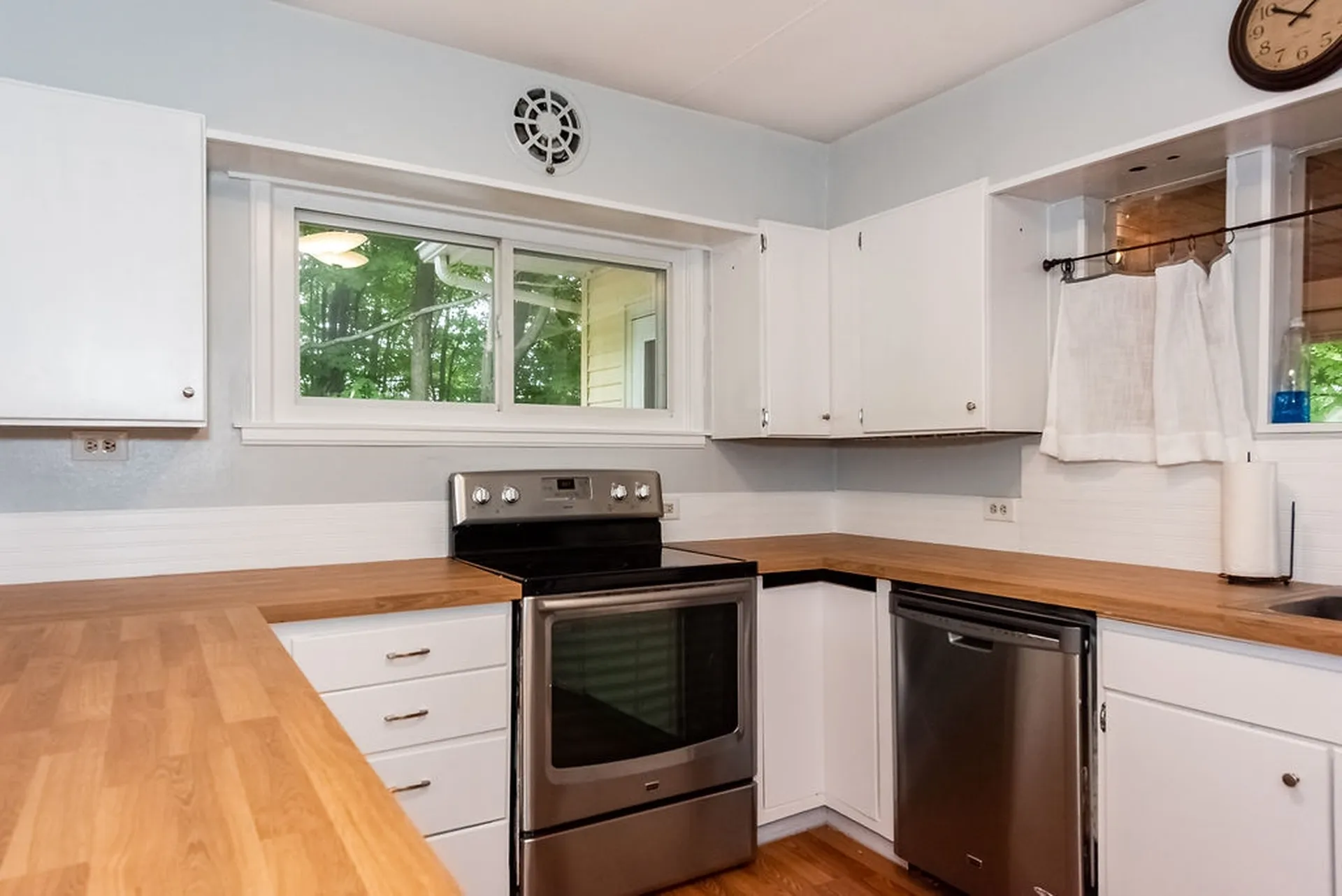 6 Granite Street Newmarket NH 03857