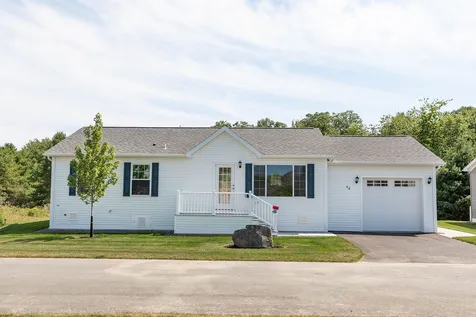48 Settlement Loop Kittery ME 03904