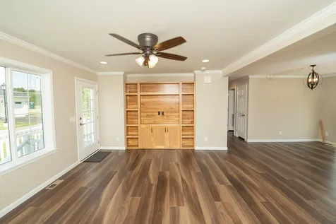 48 Settlement Loop Kittery ME 03904