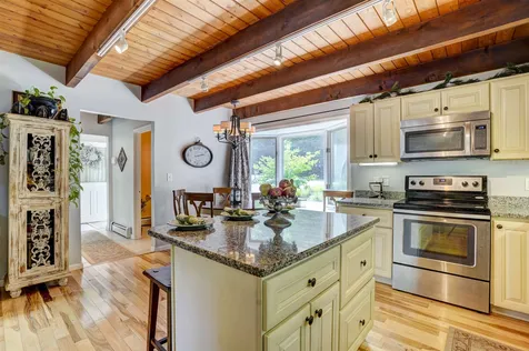5 Beaver Pond Drive Brookline NH 03033