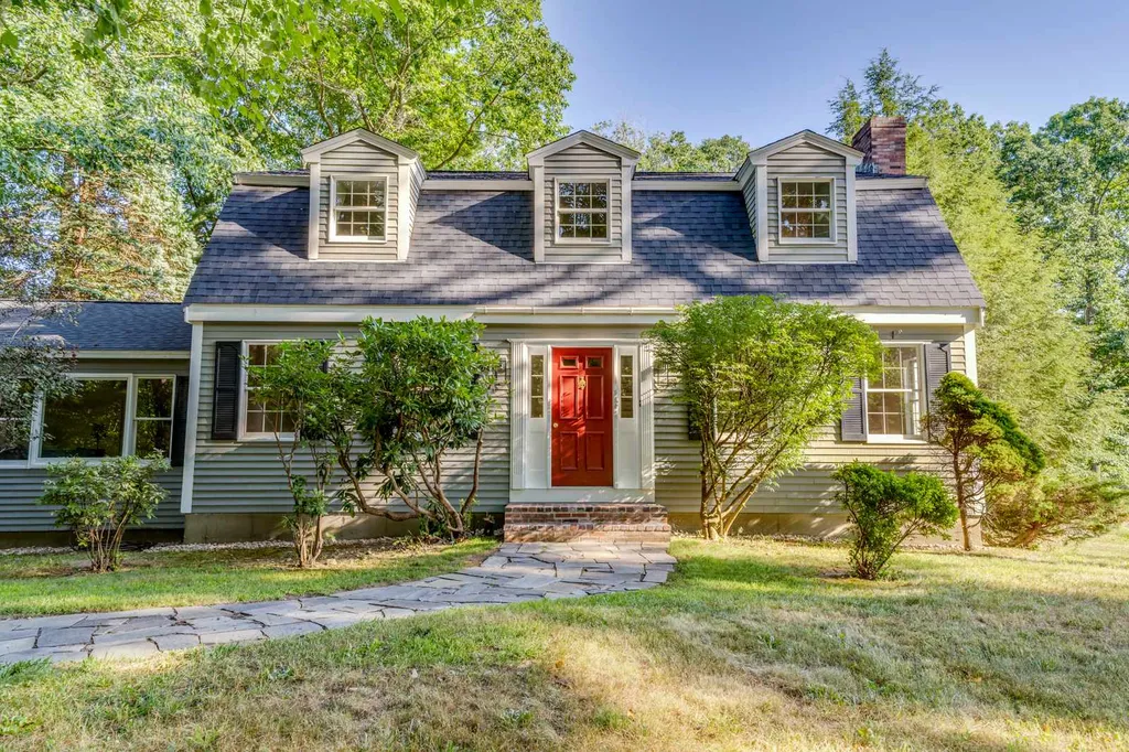 12 Burnette Drive Rye NH 03870