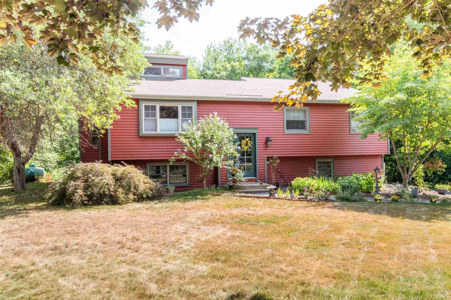 35 Maxwell Drive Derry NH 03038