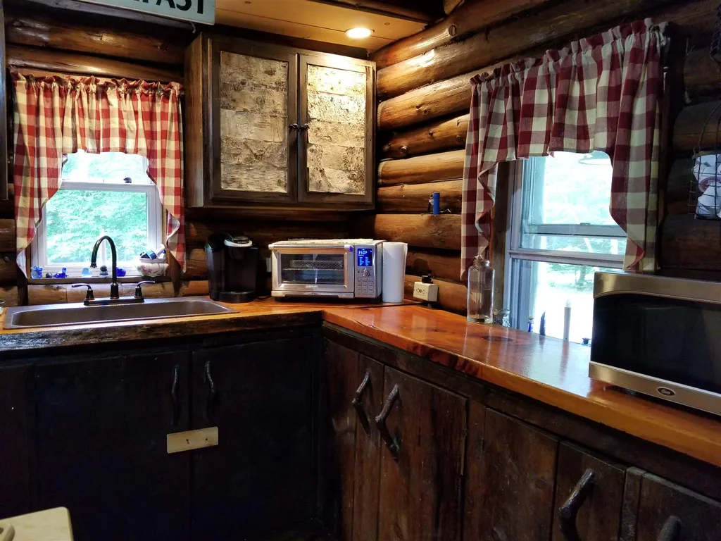 156 Elm Street Ossipee NH 03864