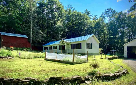12 Cross Road Sunapee NH 03782