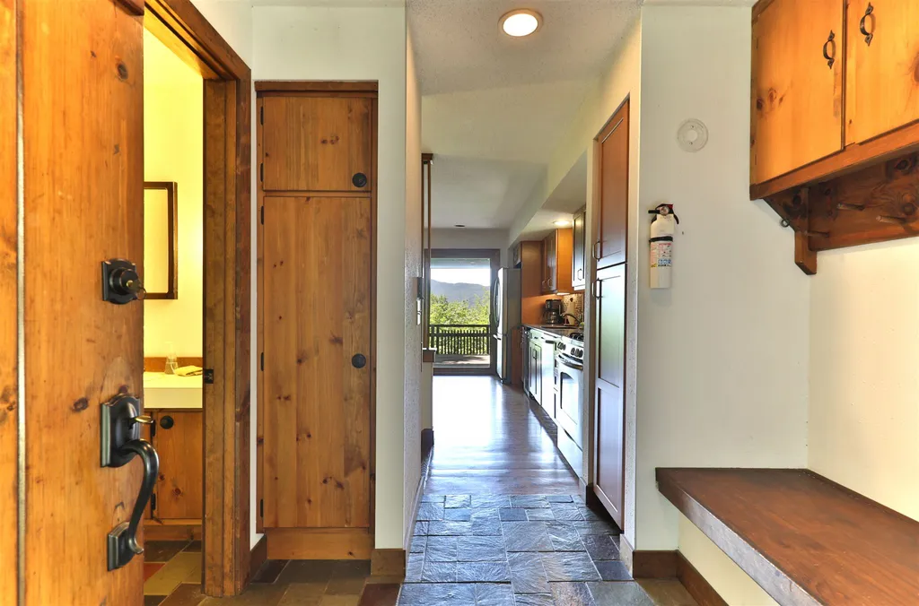 219 Sparrow Hawk Road Rochester VT 05767