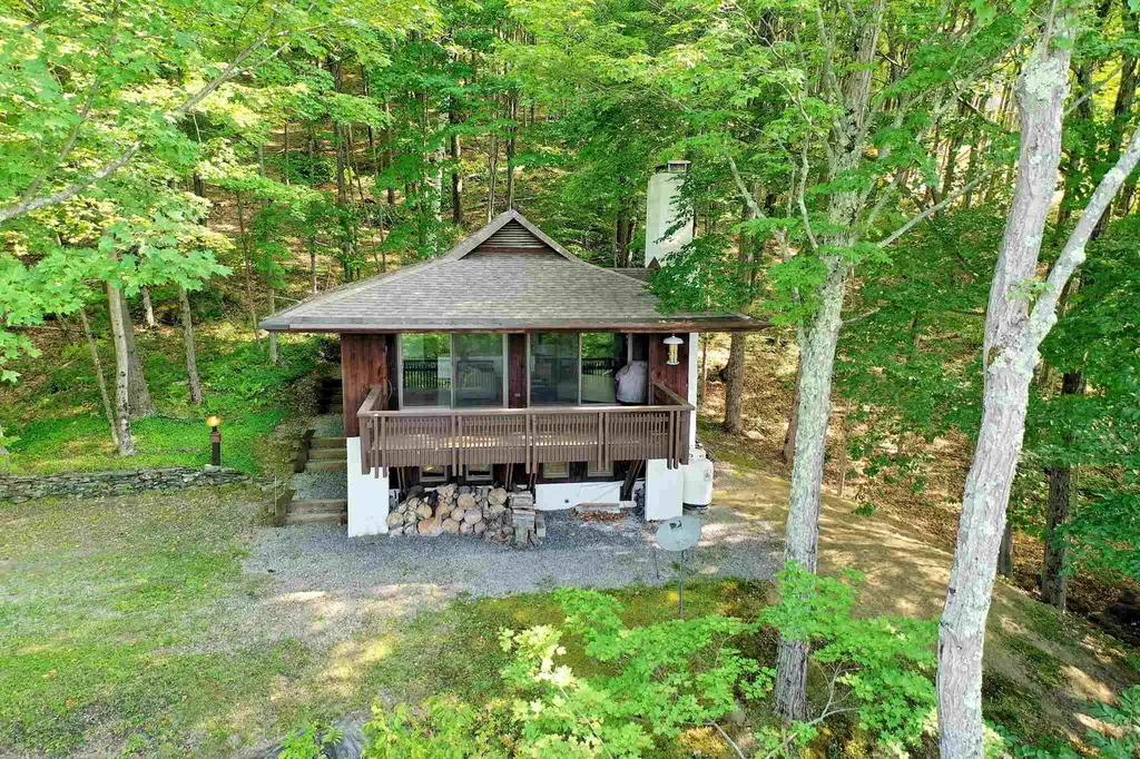 219 Sparrow Hawk Road Rochester VT 05767