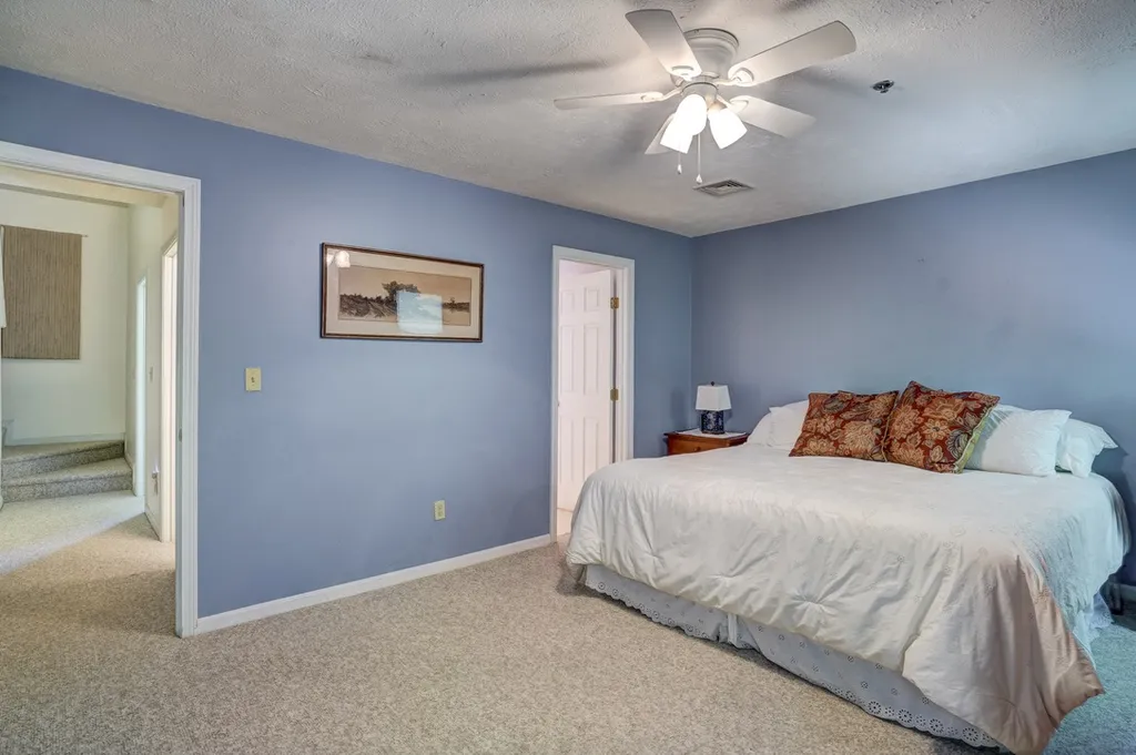 23 Shoalcreek Road Hudson NH 03051